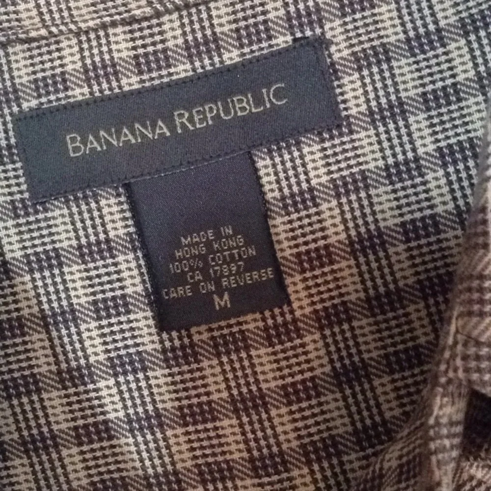 Banana Republic tan plaid shirt